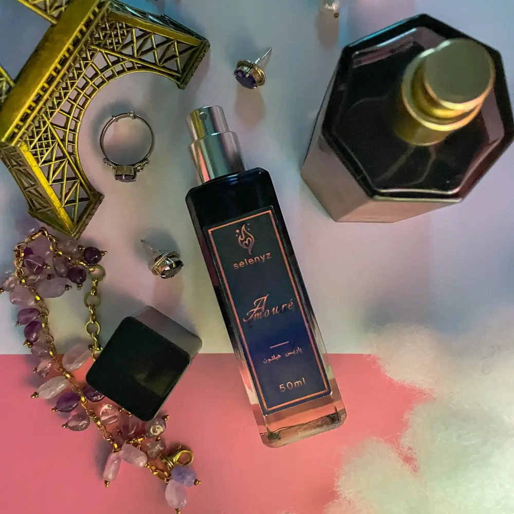 Amouré perfume bottle — Selenyz